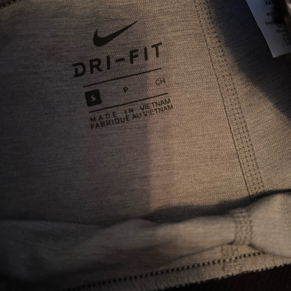 Nike pro tights/leggings (girl or boy) - Picture 4 of 5
